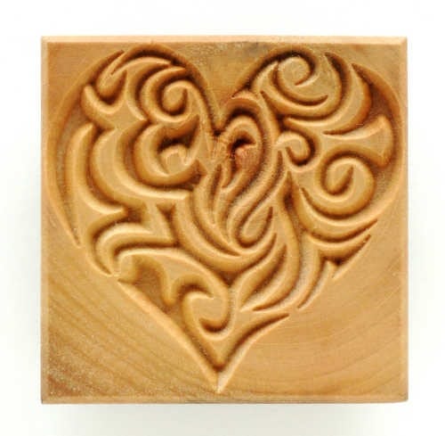 Artemio Wooden Stamp Heart Shape Beige 3.2 x 2.5 x 2.7 cm