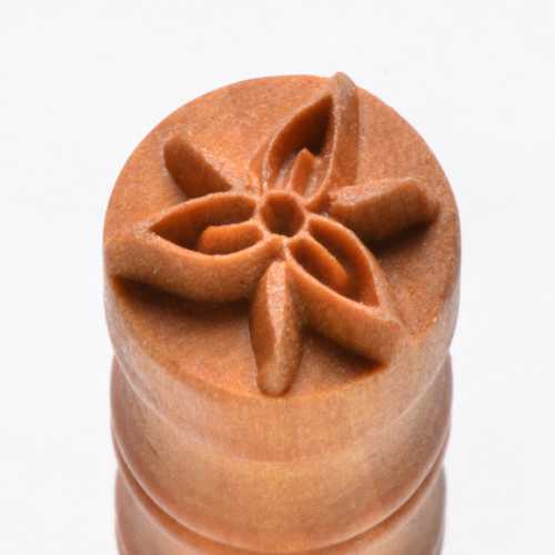 Trillium Flower Pottery Stamp