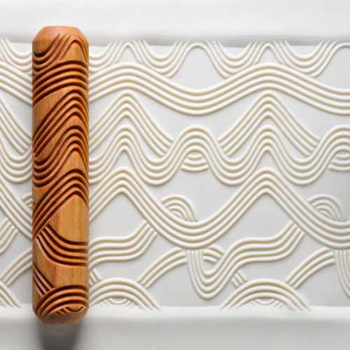 MKM Pottery Tools 12 Cm Wavy Line Big Hand Roller Texture Roller MKM Pottery Tools 12 Cm Wavy Line Big Hand Roller Texture Roller