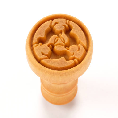 Scm-308 Medium Round Stamp - Three Hares