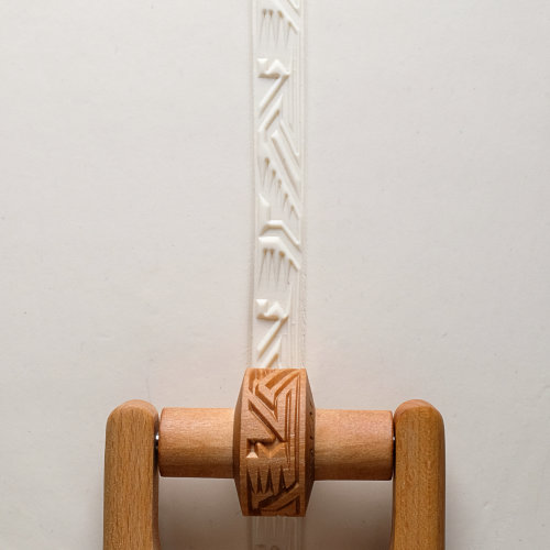 RS-036 Small Handle Roller - Southwestern Border